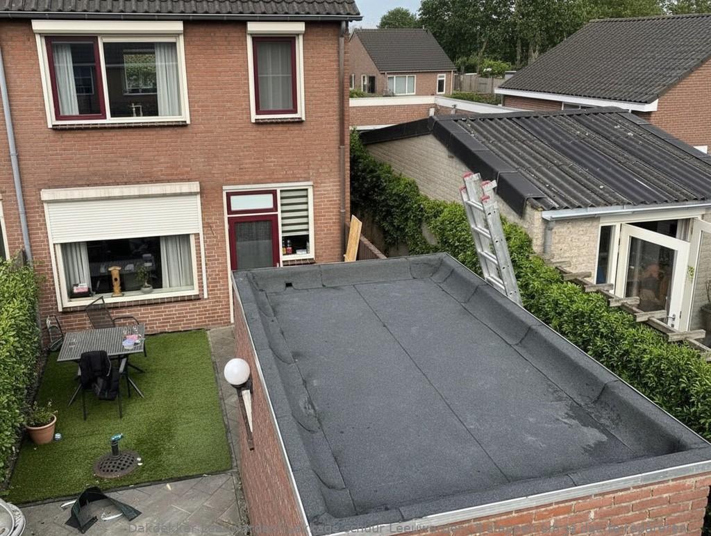 Lekkage Schuur Leeuwarden